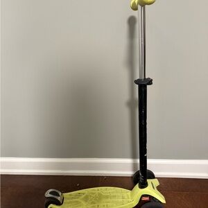 Micro 3 wheel Scooter